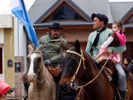 DESFILE GAUCHO DEL 25 DE MAYO