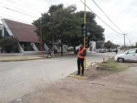 YA FUNCIONAN LOS SEMÁFOROS DE CALLE BUENOS AIRES