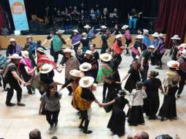 INTERCAMBIO CULTURAL EN DANZAS FOLCLÓRICAS