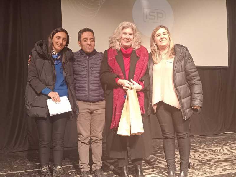 Escritora y periodista visitó Monte Maíz