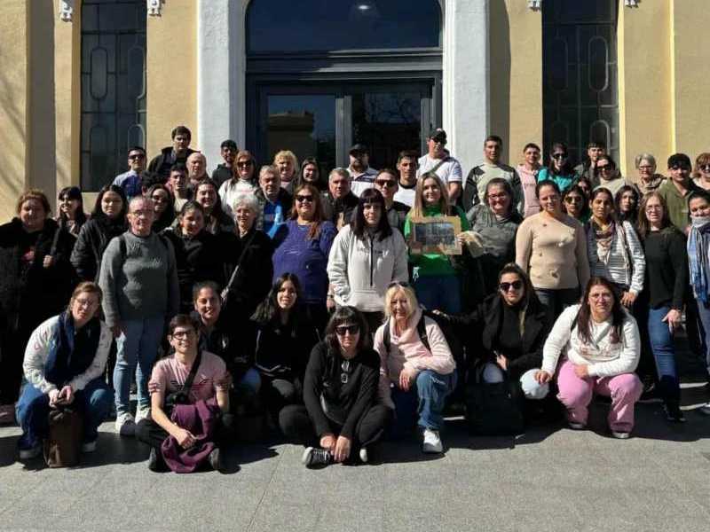 Institución local visitó la ciudad de Córdoba