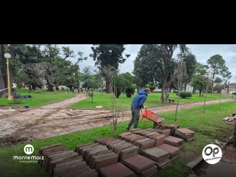 Restauración de la plaza José de San Martín
