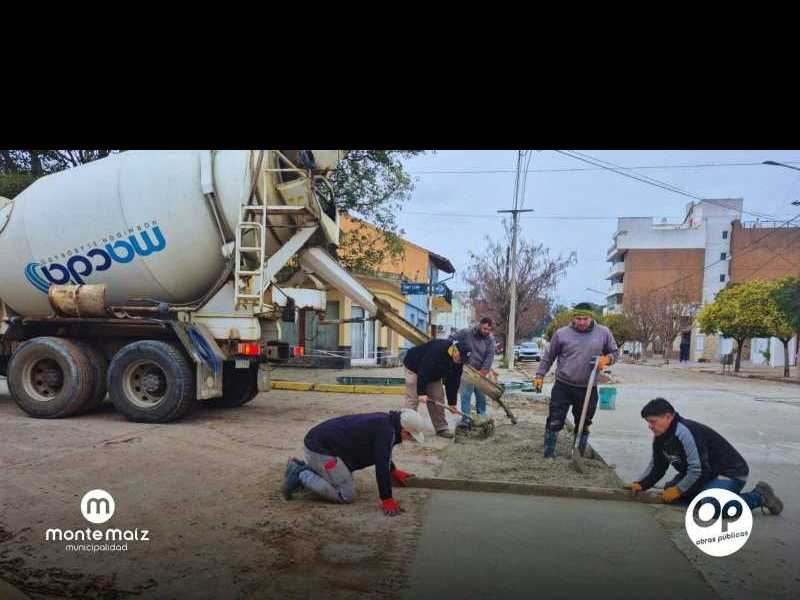 Bacheo de calle san Luis en la etapa final
